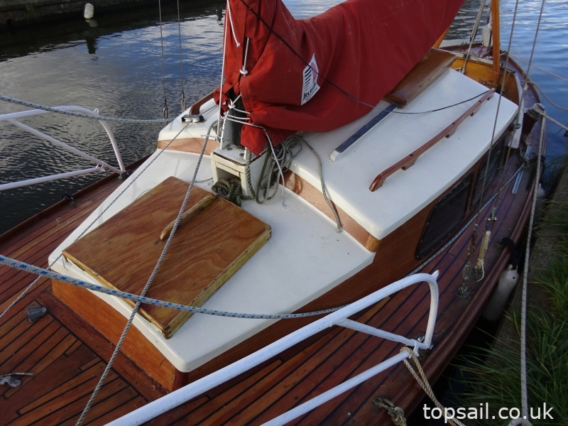 1957 Easticks Stock 21 Sailing Cruiser