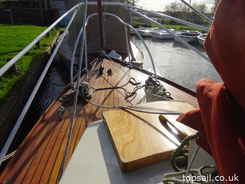 1957 Easticks Stock 21 Sailing Cruiser