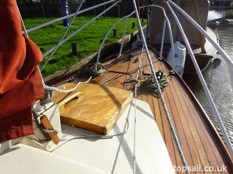 1957 Easticks Stock 21 Sailing Cruiser