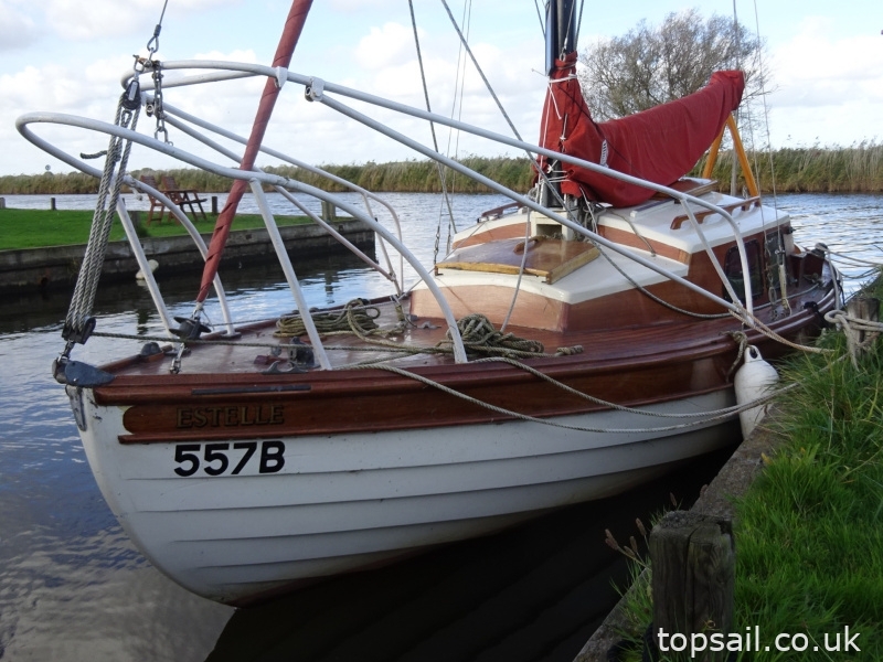1957 Easticks Stock 21 Sailing Cruiser