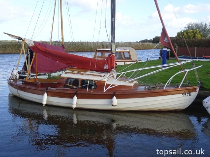 1957 Easticks Stock 21 Sailing Cruiser