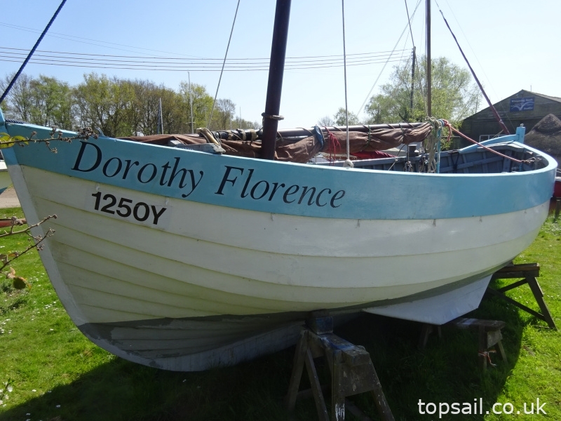 1982 Clinker Lugsail Crab Boat (Trailer available)