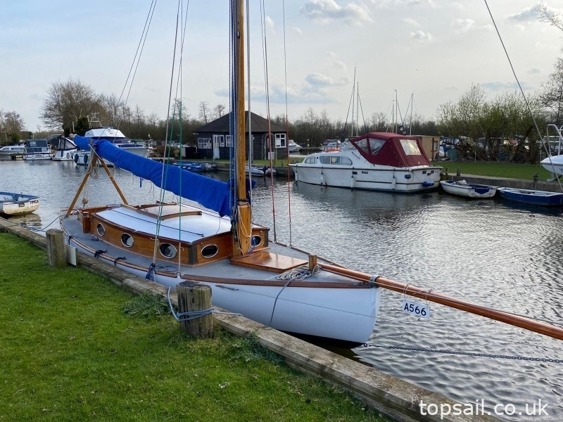1951 Chumley & Hawke River Cruiser Class #64