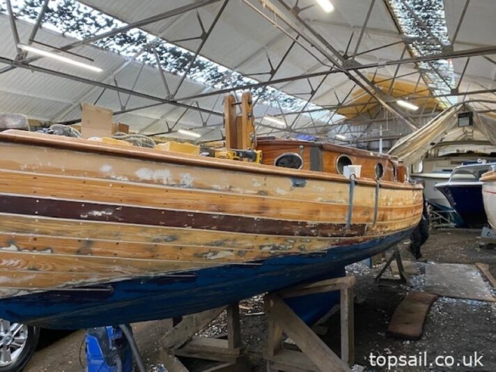 1951 Chumley & Hawke River Cruiser Class #64