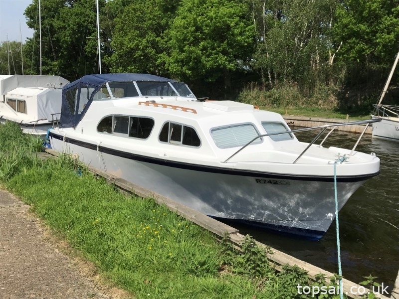 1967 Elysian 27 (Aft Cockpit)