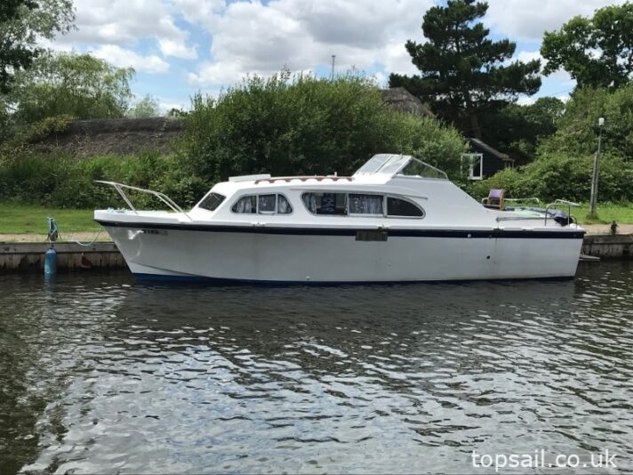 1967 Elysian 27 (Aft Cockpit)