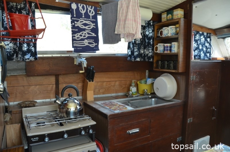 1967 Elysian 27 (Aft Cockpit)