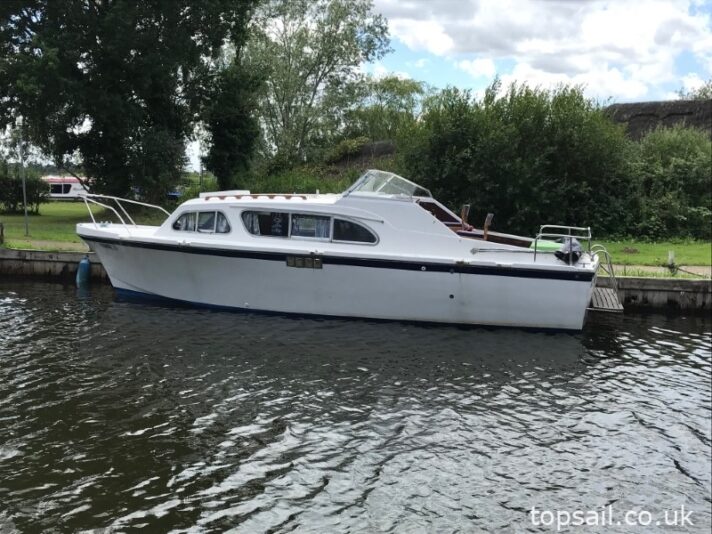 1967 Elysian 27 (Aft Cockpit)