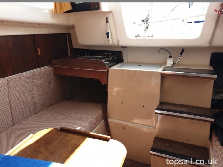 1986 Pegasus 700 (Shallow Fin Keel)