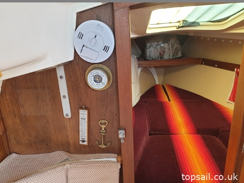 1986 Pegasus 700 (Shallow Fin Keel)