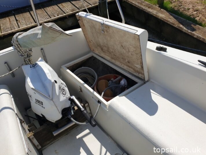 1986 Pegasus 700 (Shallow Fin Keel)