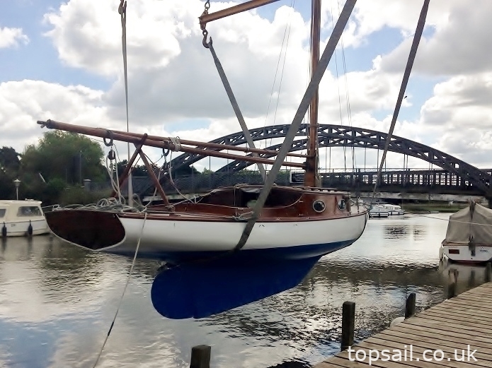 1938 Ernest Woods River Cruiser Class (With Trailer)