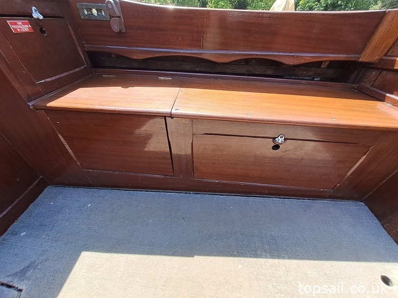1938 Ernest Woods River Cruiser Class (With Trailer)