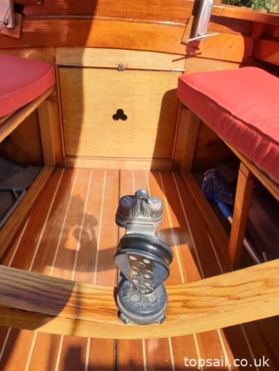 1986 Easticks 28′ Custom Built River Cruiser