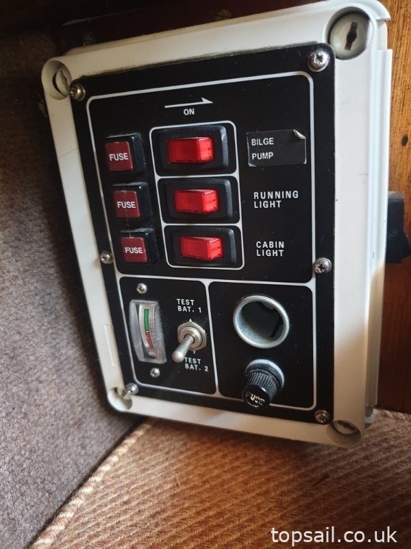 1986 Easticks 28′ Custom Built River Cruiser