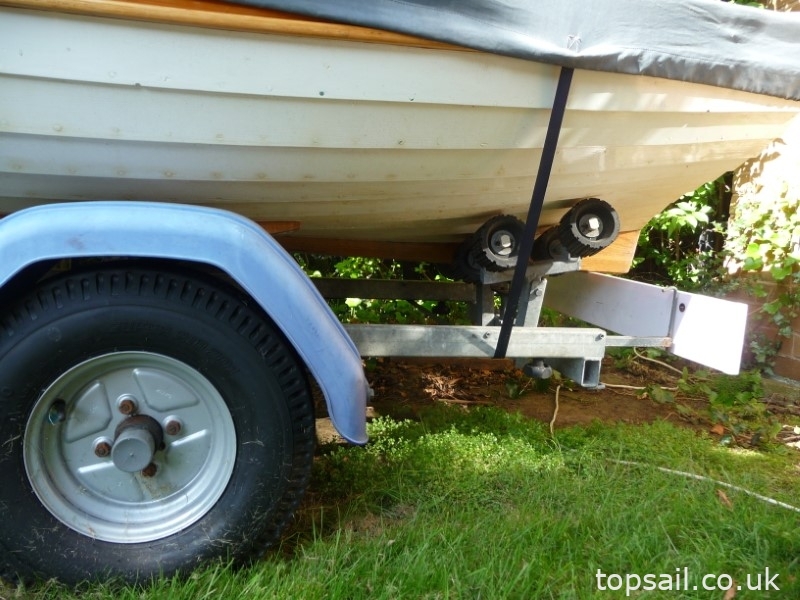 2011 Classic Clinker Lugsail Dinghy & Trailer
