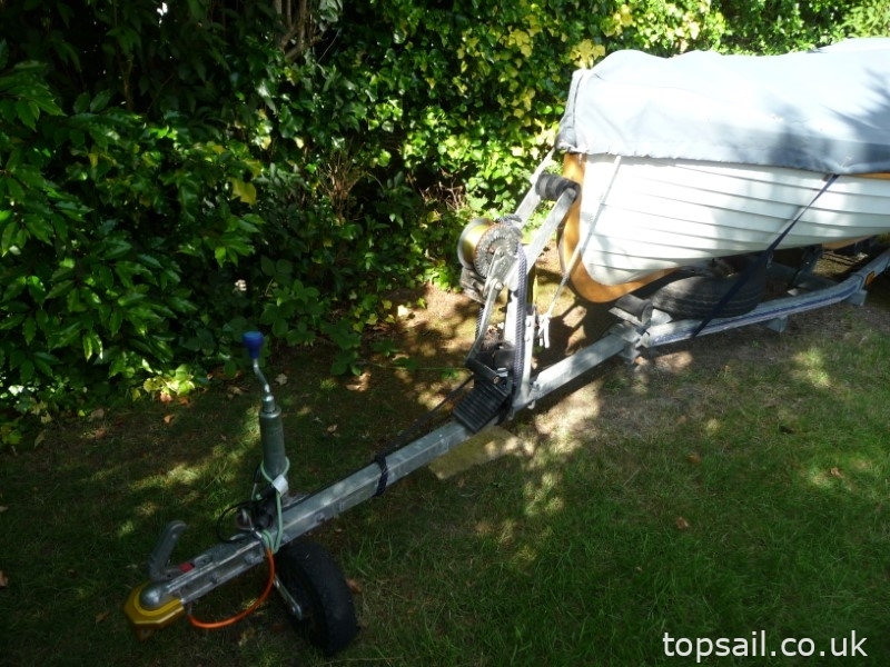2011 Classic Clinker Lugsail Dinghy & Trailer