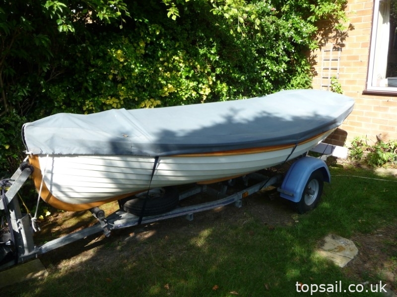 2011 Classic Clinker Lugsail Dinghy & Trailer