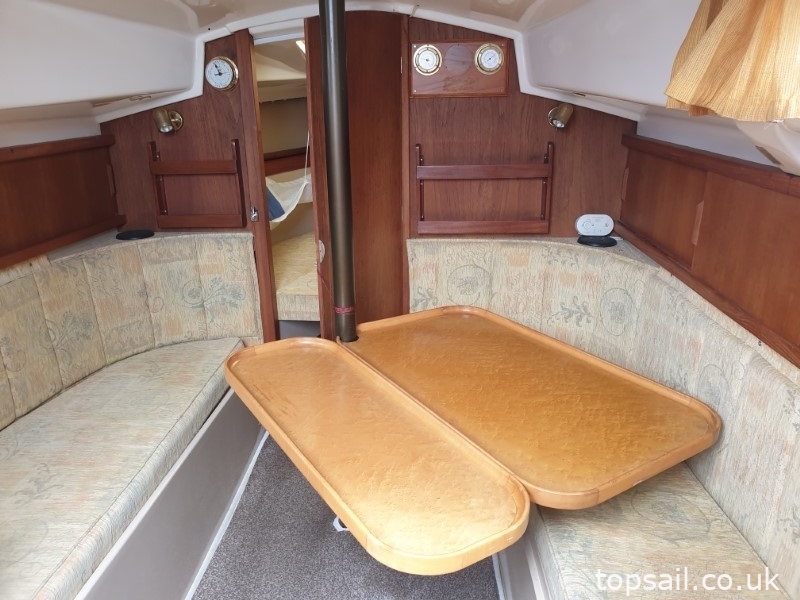 1991 Pegasus 800 (Wing Keel, Separate Heads Compartment!)