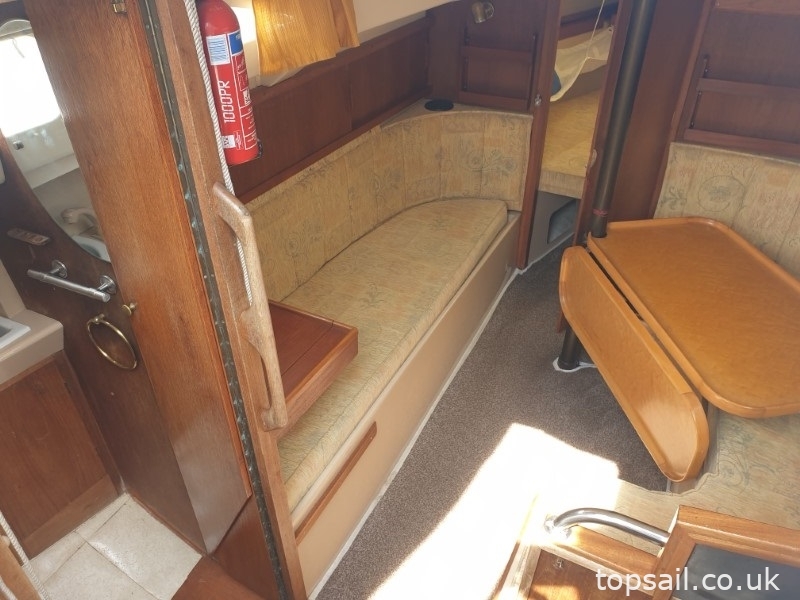 1991 Pegasus 800 (Wing Keel, Separate Heads Compartment!)