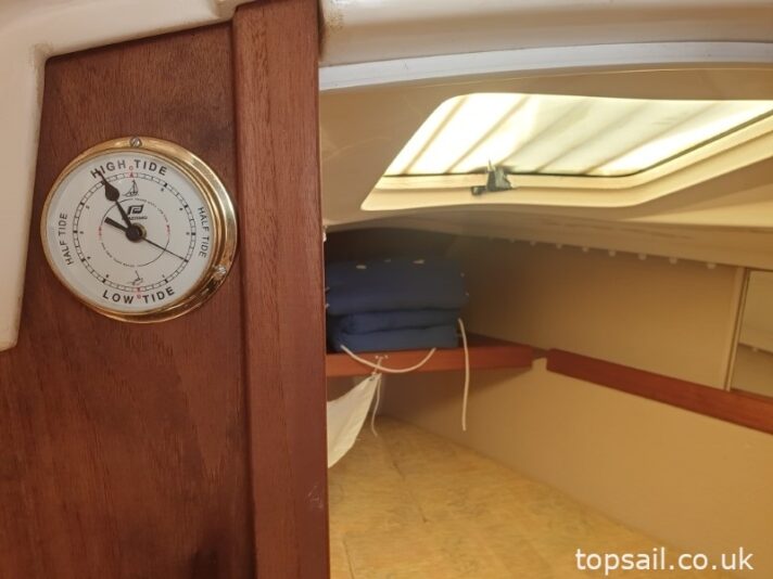 1991 Pegasus 800 (Wing Keel, Separate Heads Compartment!)