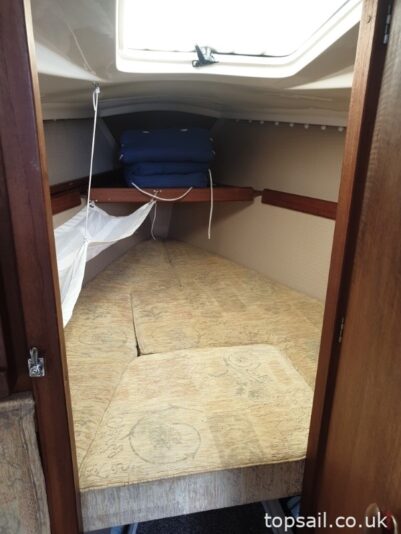 1991 Pegasus 800 (Wing Keel, Separate Heads Compartment!)