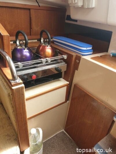 1991 Pegasus 800 (Wing Keel, Separate Heads Compartment!)