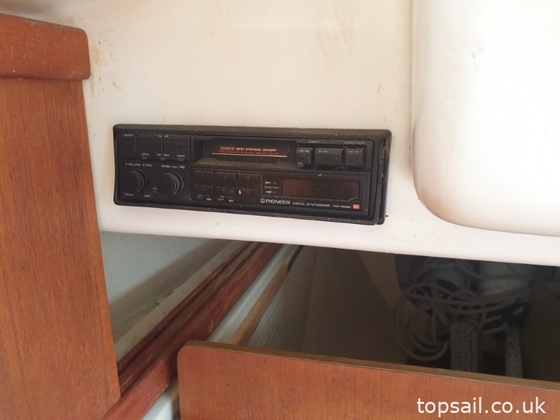 1991 Pegasus 800 (Wing Keel, Separate Heads Compartment!)