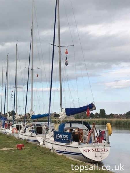 1991 Pegasus 800 (Wing Keel, Separate Heads Compartment!)