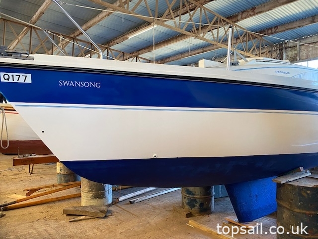 1987 Pegasus 700 (Shallow Fin, Diesel Inboard!)