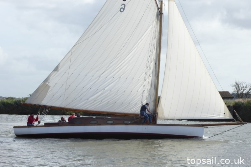 1905 “Dragonfly” 45′ Bunn Edwardian Cruising Yacht