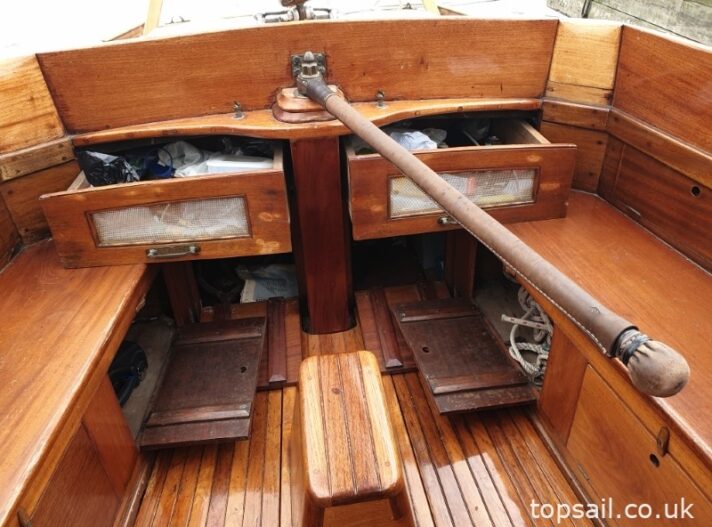 1905 “Dragonfly” 45′ Bunn Edwardian Cruising Yacht