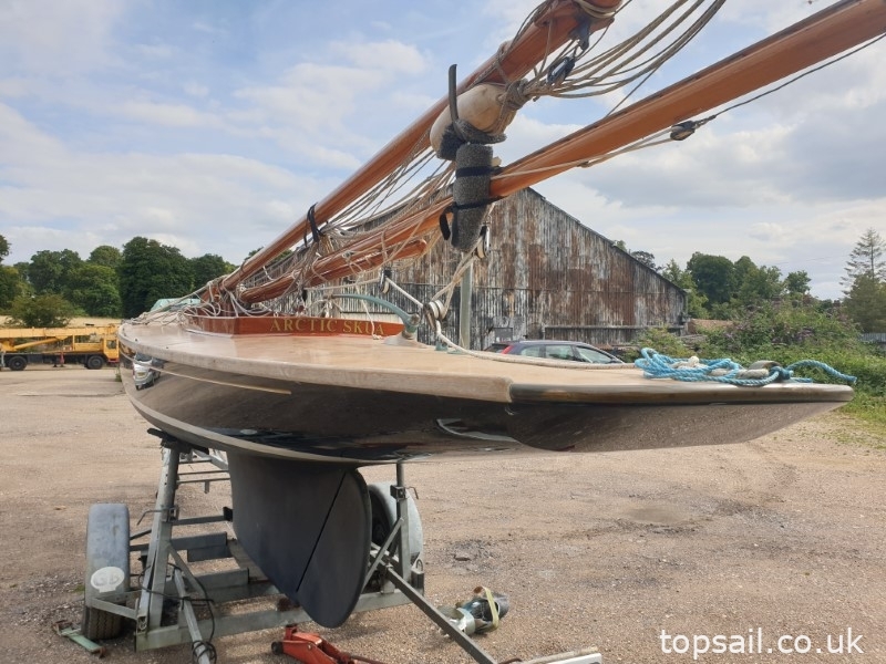 2003 Broads One Design (BOD, Brown Boat) & Trailer (GRP)
