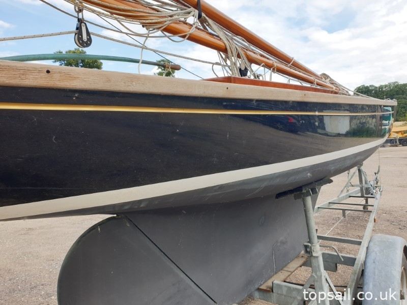 2003 Broads One Design (BOD, Brown Boat) & Trailer (GRP)
