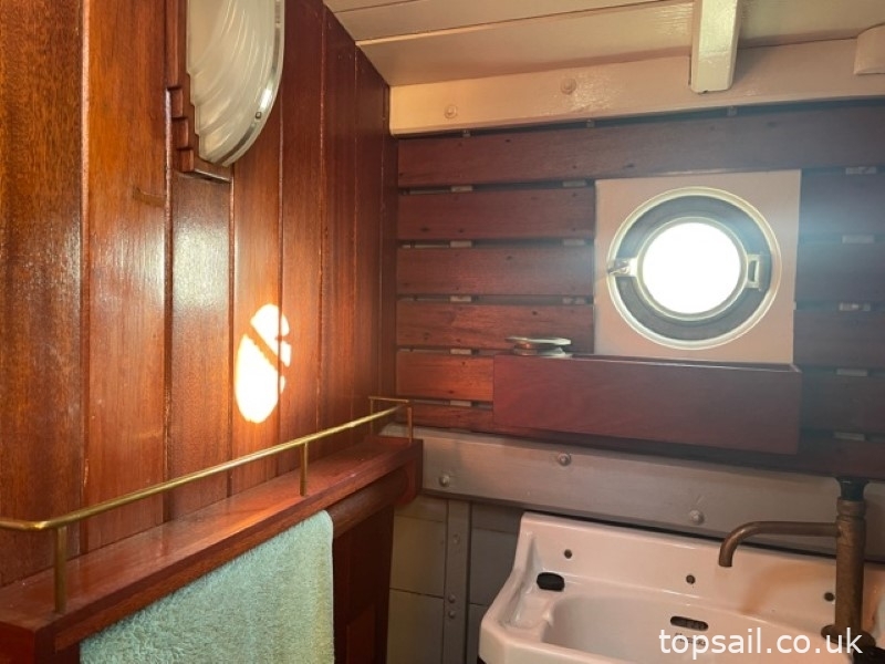 1931 Easticks Motor Cruiser