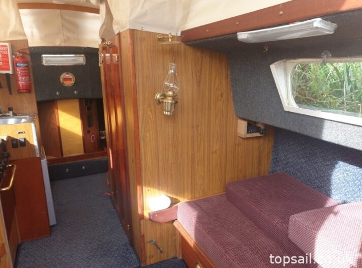 1981 Easticks 28 River Cruiser #411 (GRP Hull)