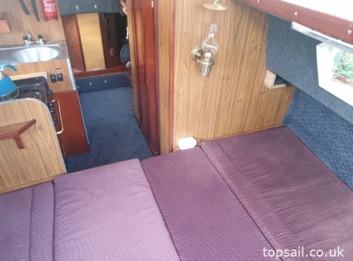 1981 Easticks 28 River Cruiser #411 (GRP Hull)