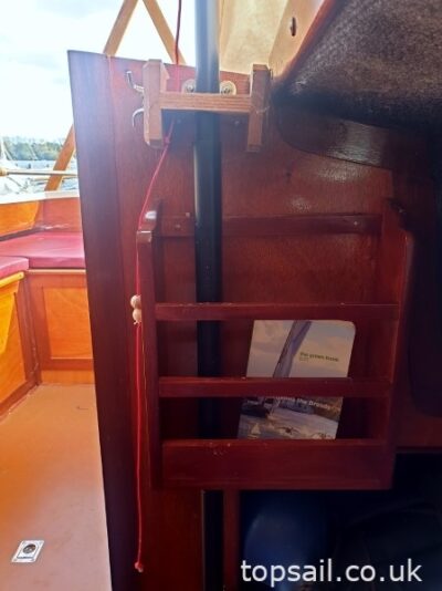 1981 Easticks 28 River Cruiser #411 (GRP Hull)