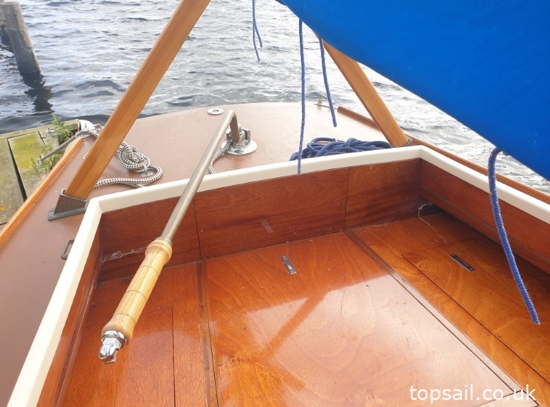 1981 Easticks 28 River Cruiser #411 (GRP Hull)