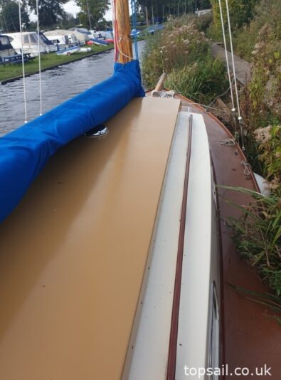 1981 Easticks 28 River Cruiser #411 (GRP Hull)