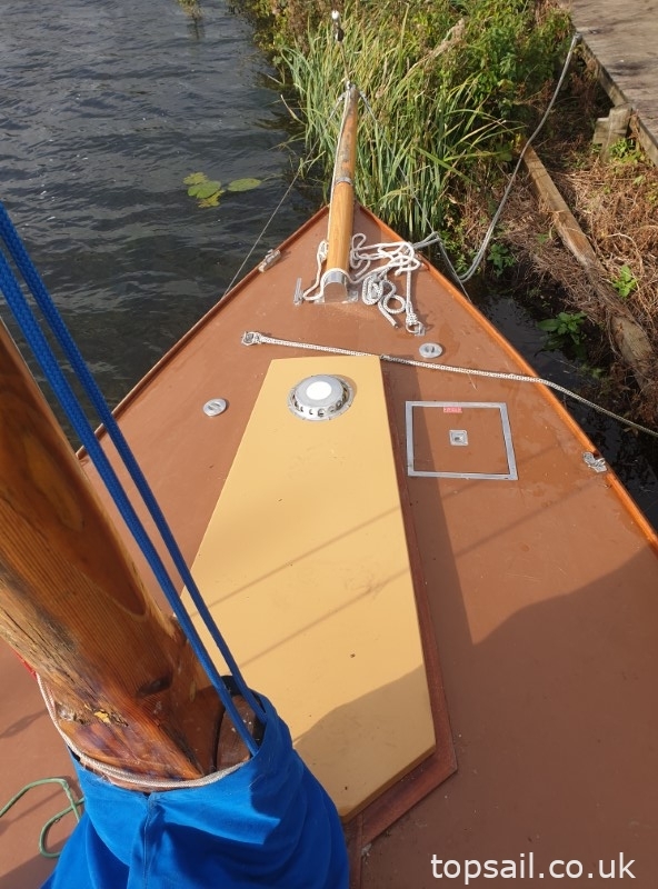 1981 Easticks 28 River Cruiser #411 (GRP Hull)