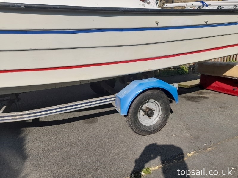 Mayland 14 Fishing/Dayboat & Trailer