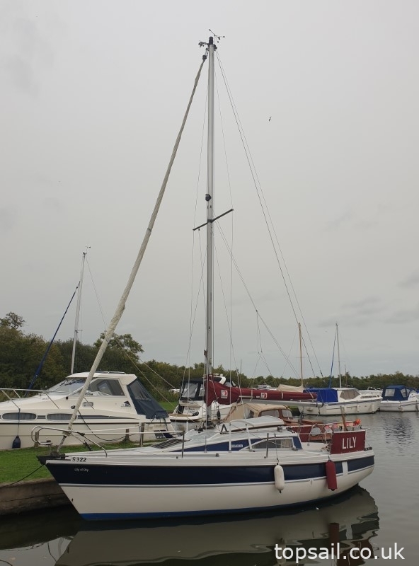 1981 Pegasus 700 (Shallow Fin Keel)