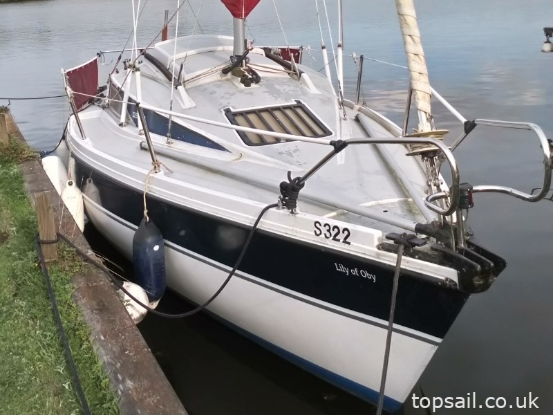 1981 Pegasus 700 (Shallow Fin Keel)