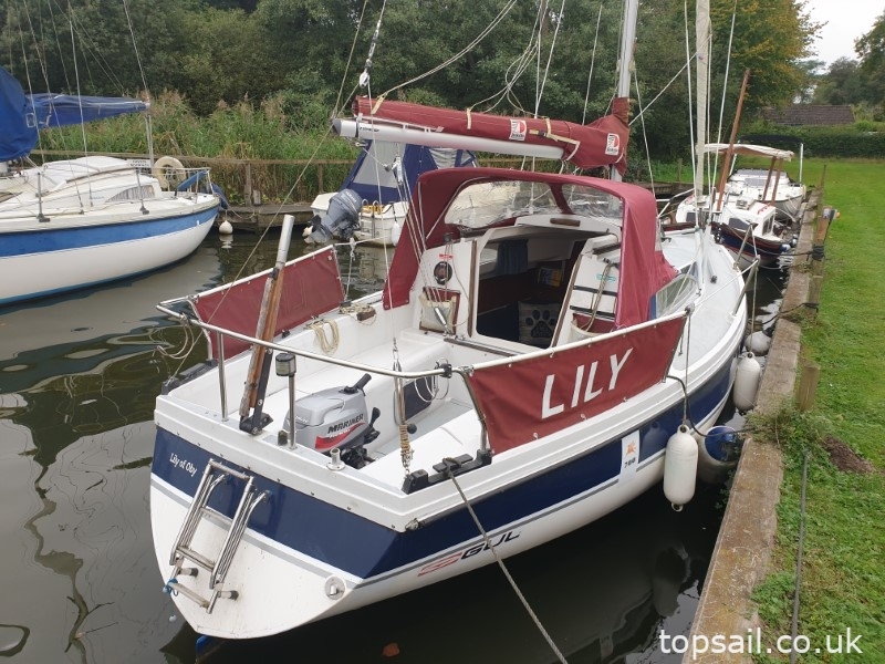 1981 Pegasus 700 (Shallow Fin Keel)