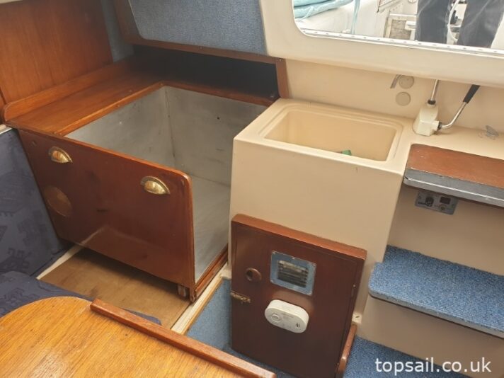 1981 Pegasus 700 (Shallow Fin Keel)