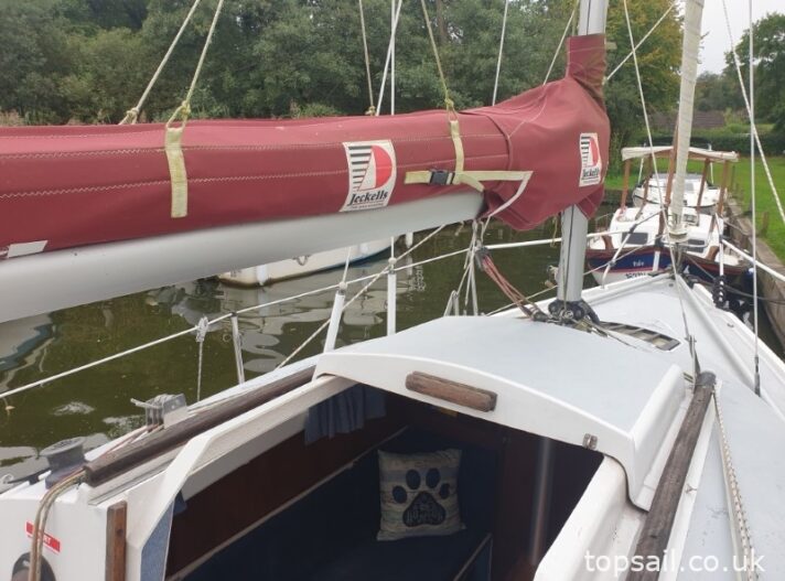 1981 Pegasus 700 (Shallow Fin Keel)