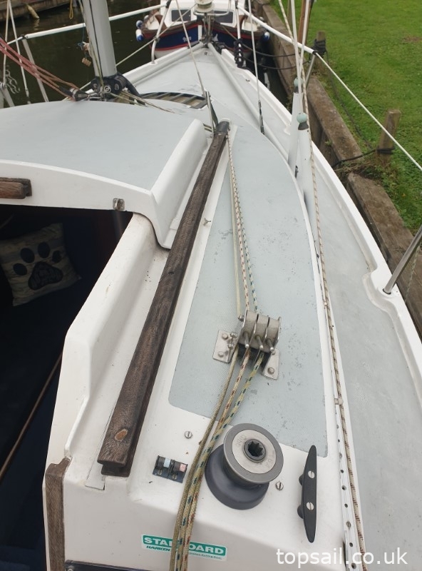 1981 Pegasus 700 (Shallow Fin Keel)