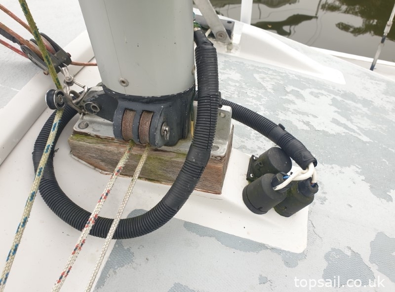 1981 Pegasus 700 (Shallow Fin Keel)