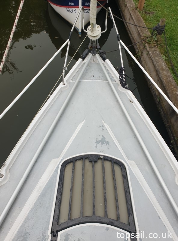 1981 Pegasus 700 (Shallow Fin Keel)